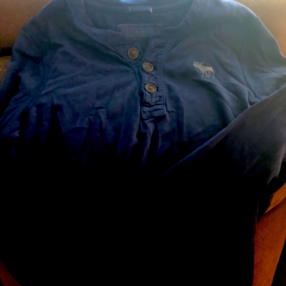 New w tags Abercrombie men’s long sleeve